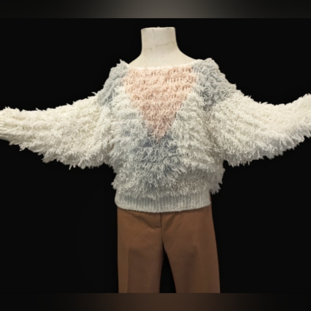 FINAL MARKDOWN Vintage fringe Loop knit sweater  M L